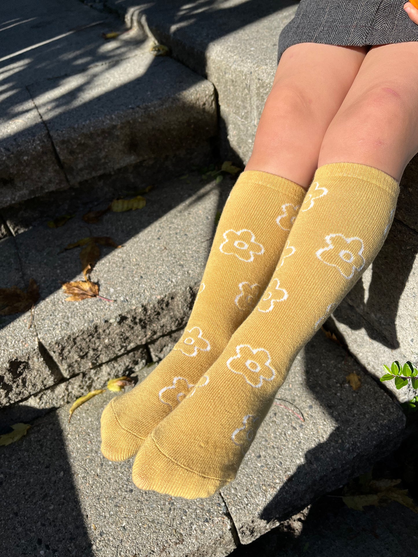 Heelless Socks - Yellow Flowers